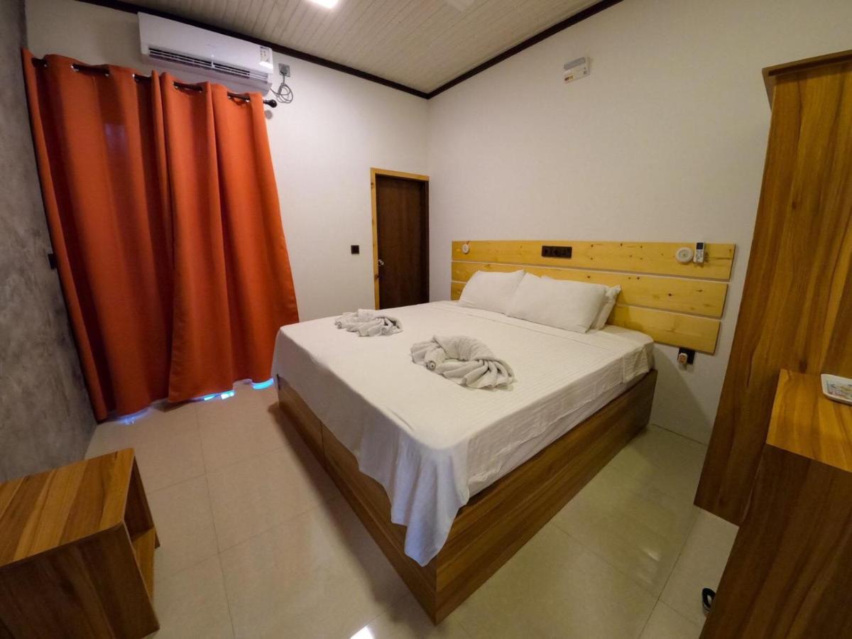 Huvan Inn Fulidhoo Bagian luar foto