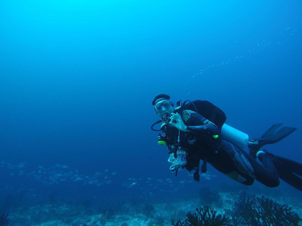 Huvan Inn Fulidhoo Bagian luar foto