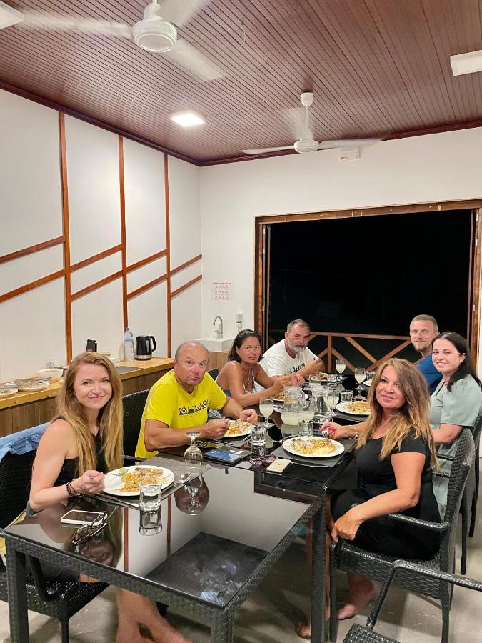 Huvan Inn Fulidhoo Bagian luar foto