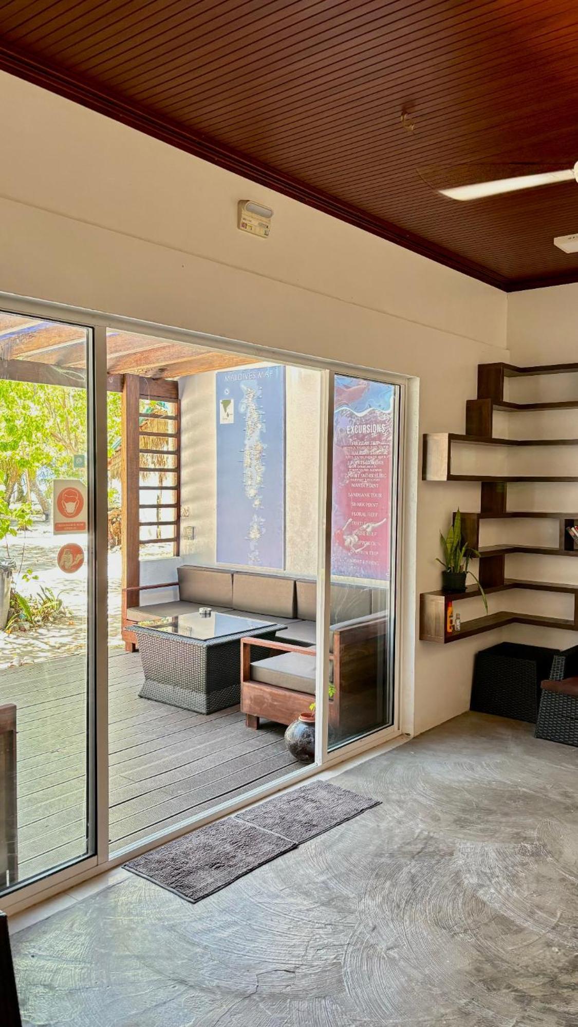 Huvan Inn Fulidhoo Bagian luar foto